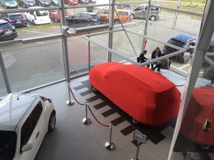 Nissan Salonas 24