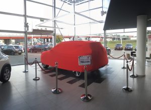 Nissan Salonas 26